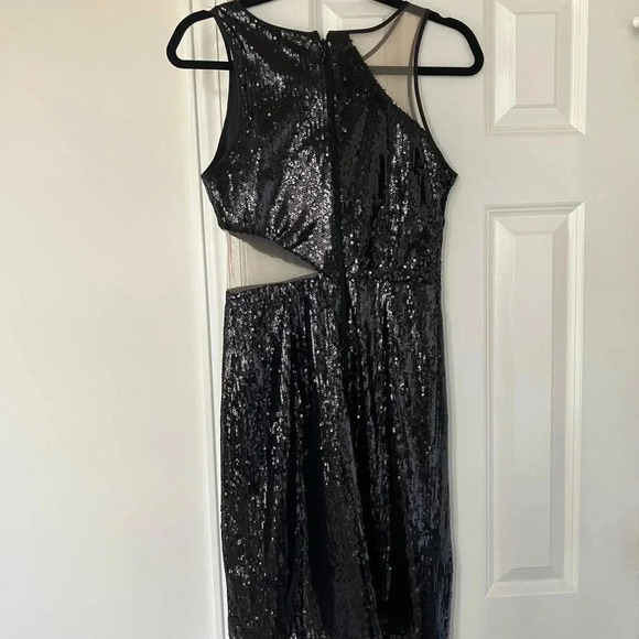 NWT TOCCIN NY Black Sequin Cutout Mesh Sleeveless Mini Cocktail Dress (4) - Picture 7 of 8